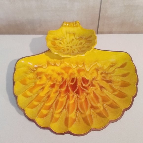 Treasure Craft Yellow Sea Shell Chip & Dip Dish - Picture 5 of 5